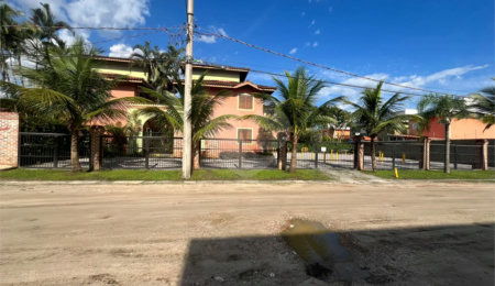 Apartamento à venda com 3 quartos em Boraceia, Bertioga, SP