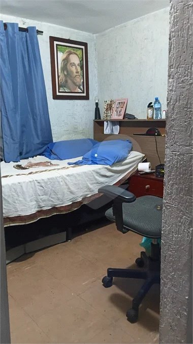 IMÓVEL COM SOBRADO + OUTRA CASA NO TERRENO, ÓTIMA PARA RENDA OU FAMÍLIA GRANDE
