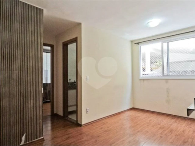 Apartamento à venda com 2 quartos em Jardim Íris, São Paulo, SP