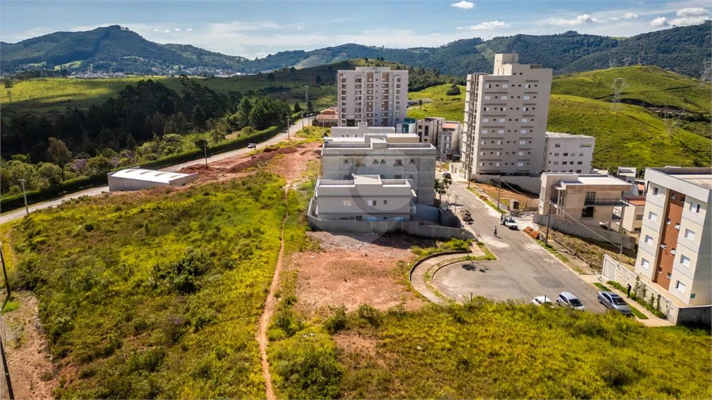 Lote de 570m² no residencial Veredas em Poços de Caldas