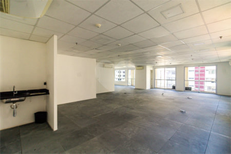 Sala comercial em localização estratégica