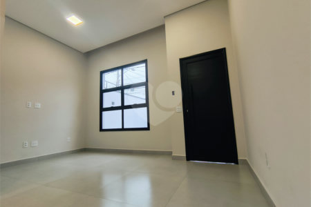 Casa nova pronta para morar! 3 dormitórios, suíte, área gourmet, cooktop instalado e acabamento de alto padrão. Aceita financiamento. Agende sua visita!