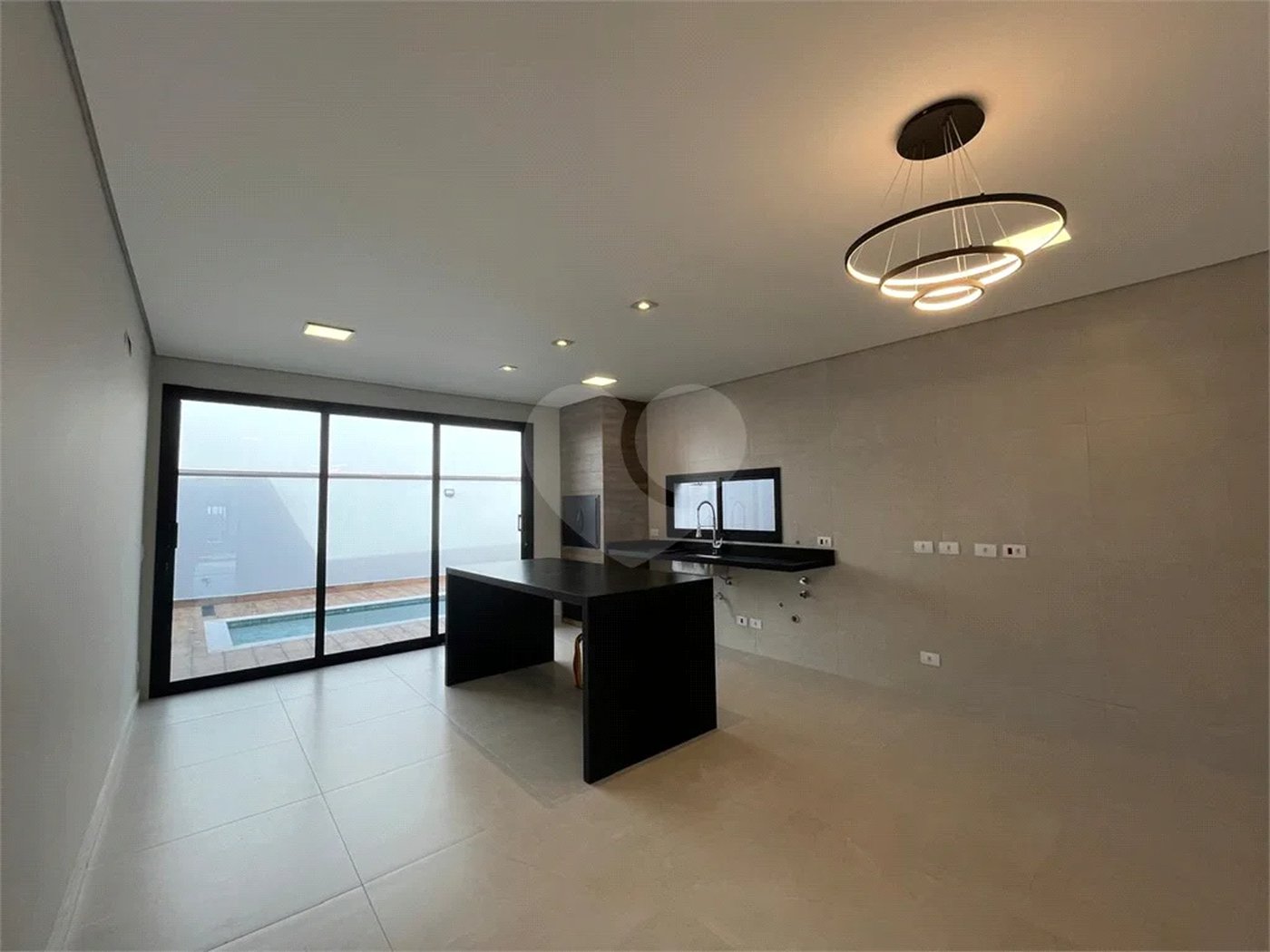 Excelente Casa Plana no Condomínio Bela Vista