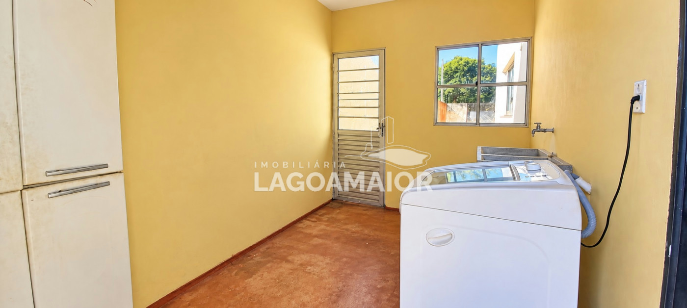 Casa à venda com 3 quartos, sendo 1 suíte, em Jardim Maristela, Três Lagoas - MS