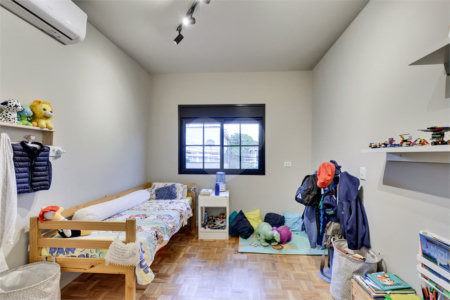 Casa de Vila à venda com 5 quartos, sendo 3 suítes, em Jardim Hípico, São Paulo, SP