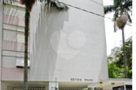 Apartamento de 3 Quartos(1 suíte) à Venda em Higienópolis com localização excelente!