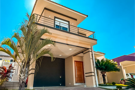 Sobrado à venda em Itupeva – 421,80 m² de terreno – 254,28 m² de área construída – 3 dormitórios – 4 banheiros – 4 vagas de garagem