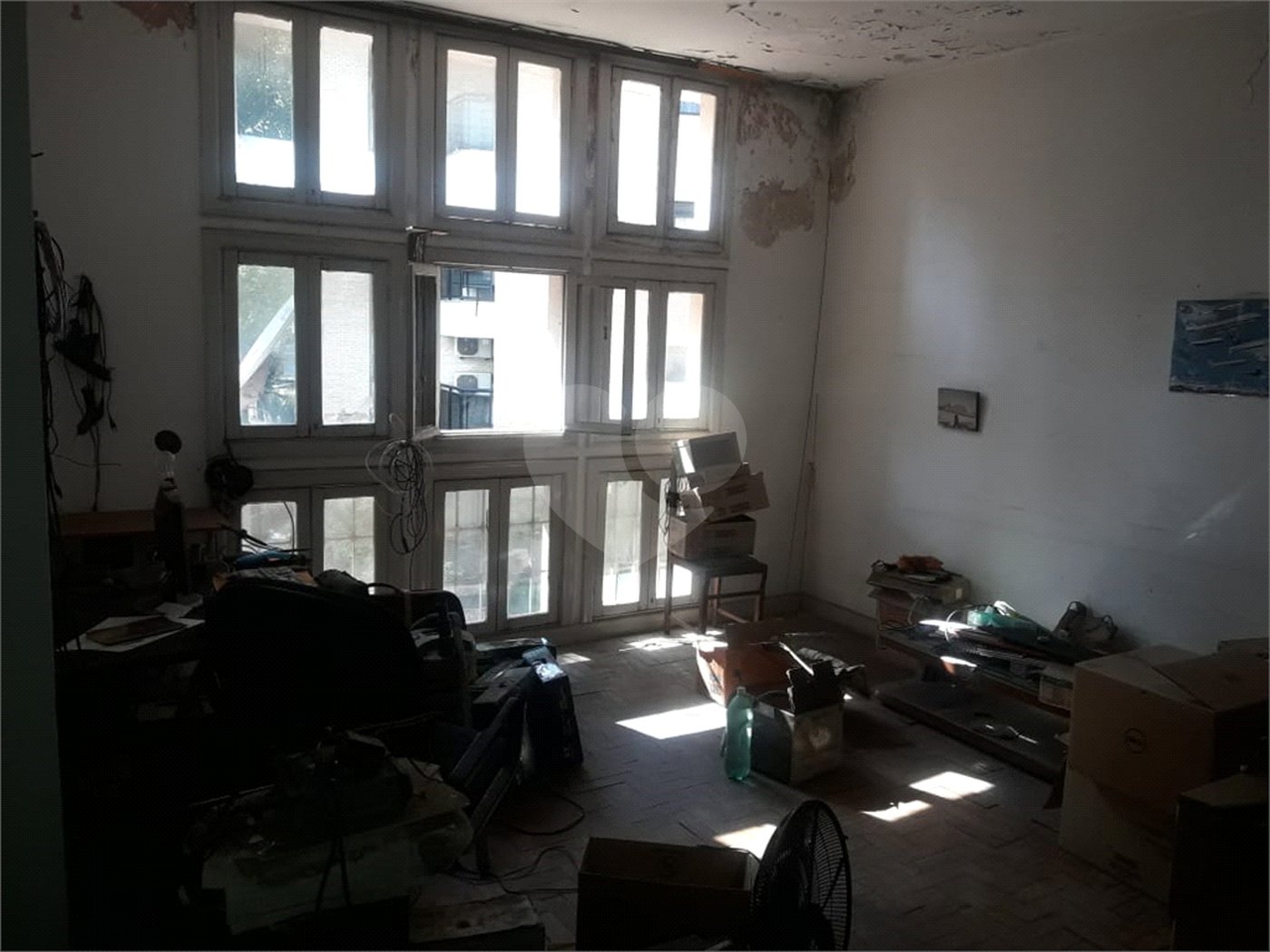 APARTAMENTO DE 3 QUARTOS À VENDA NO PARAÍSO