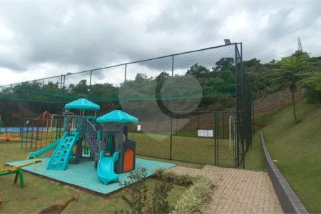 Terreno à venda no condomínio Jardim Primavera, Louveira - SP