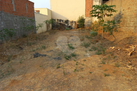 Terreno com 250,00 m² de área total. Terreno .