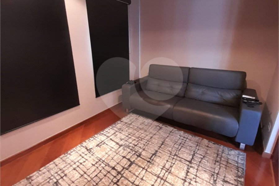 3 AMPLAS SUITES MAIS ECRITORIO MUITO VERDE E AMPLO QUINTAL