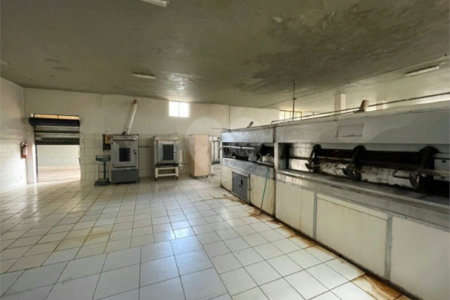 Barracão em Araraquara/SP, disponível para venda e locação.