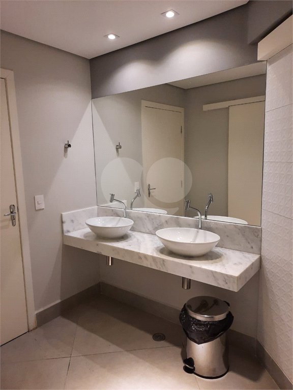 Apartamento de 257m² a venda em Moema, reformado, 4 dorms, 3 suítes, fora de rota,, 4 vagas