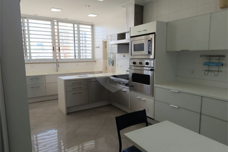 Apartamento em Higienópolis com 4 quartos e 3 vagas