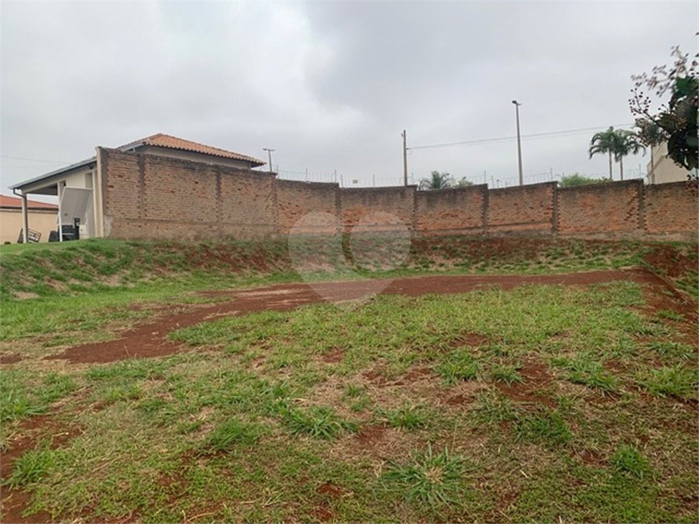 Terreno no Condomínio Nascente do Jaraguá , localizado em Araraquara/SP.