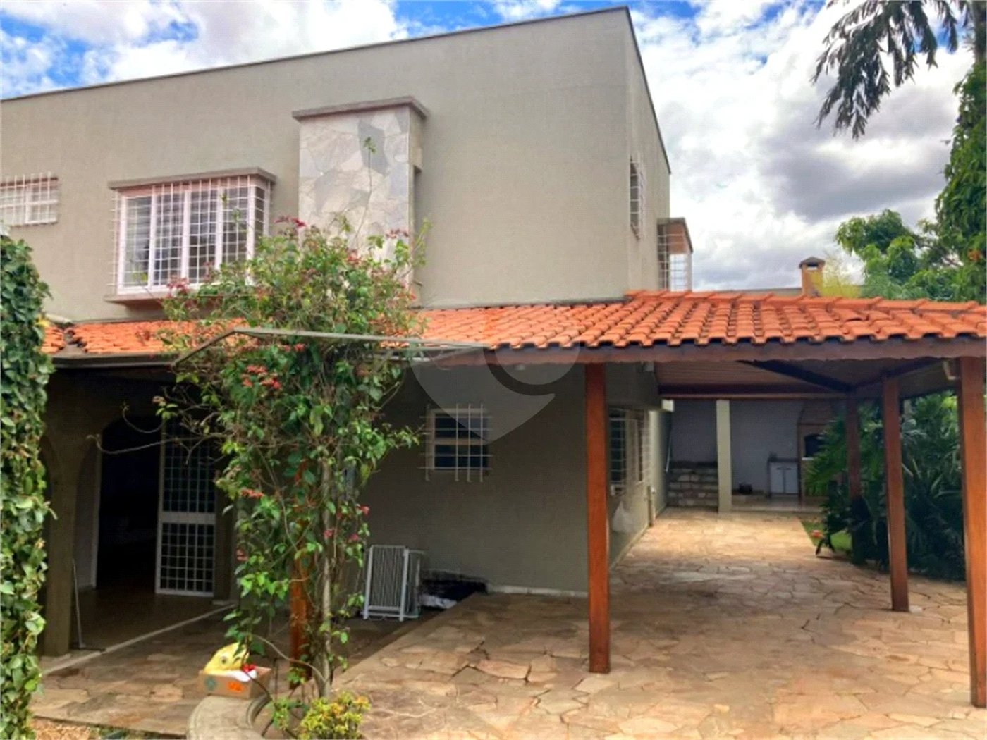 Belíssima casa no bairro Vila Rezende