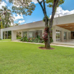Casa à venda ou para alugar com 4 suítes no condomínio Chácara Flora, São Paulo - SP