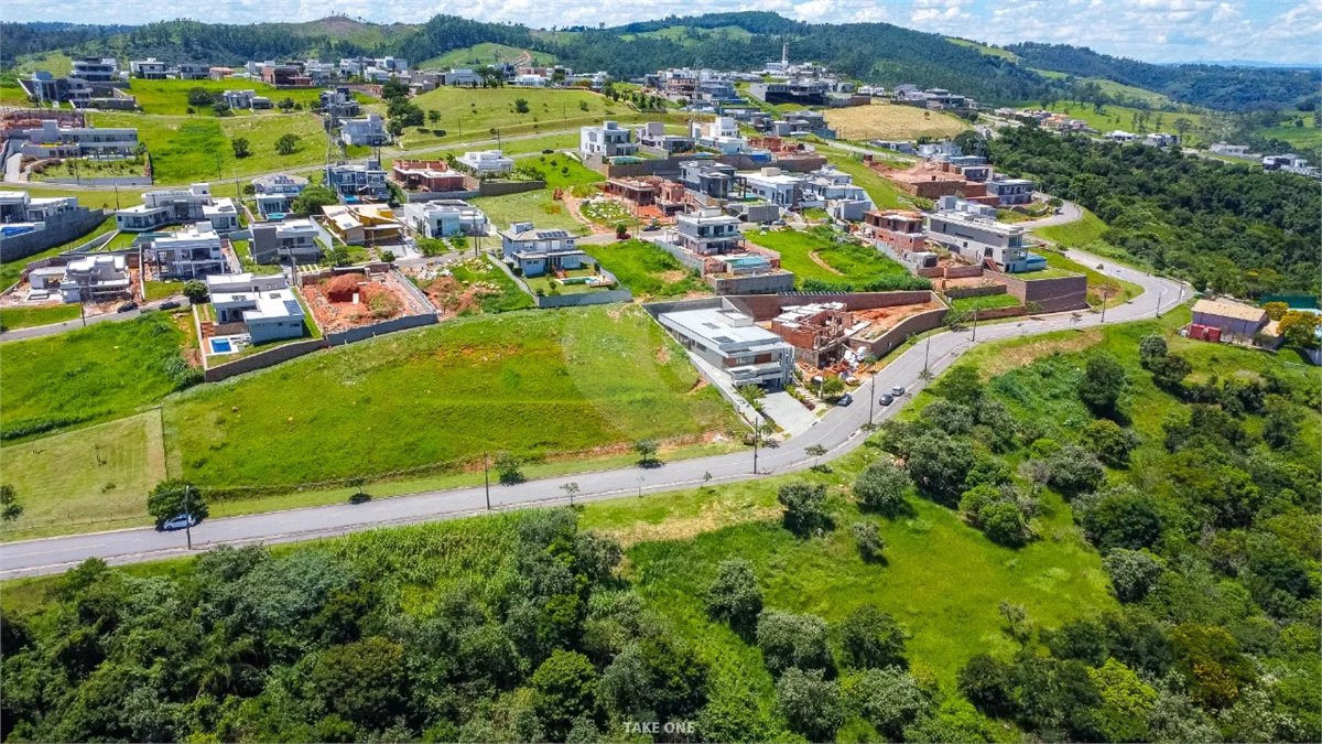 Terreno à venda no condomínio Residencial Campo de Toscana, Vinhedo - SP