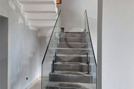 MAGNÍFICA CASA de 250 m² para VENDA NO CONDOMÍNIO VALE DAS AGUAS EM BRAGANÇA PAULISTA
