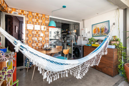 Apartamento reformado e bem localizado na Consolação.