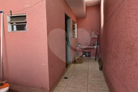Casa com 185m² , 3 dormitórios , 2 vagas , à venda no Jd. Alzira Franco , em Santo André.
