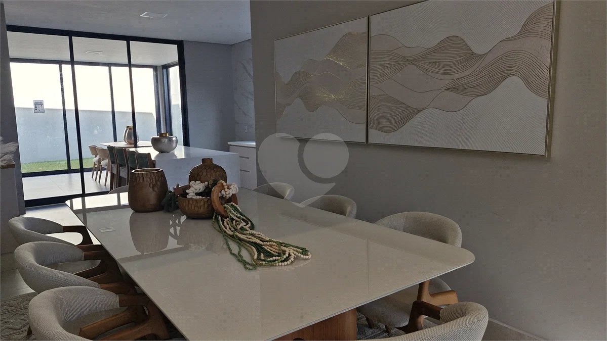 Casa Térrea de Alto Padrão no Condomínio Elementum | Totalmente Mobiliada e Decorada, 3 Suítes e Piscina