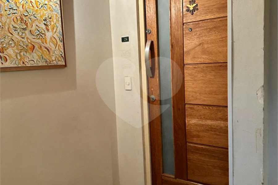 Apartamento à venda com 3 quartos em Jardim Londrina, São Paulo, SP