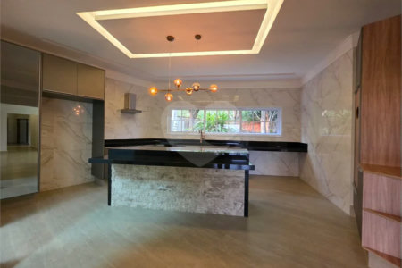 Casa à venda com 4 suítes no condomínio Residencial Jardim Primavera, Louveira - SP