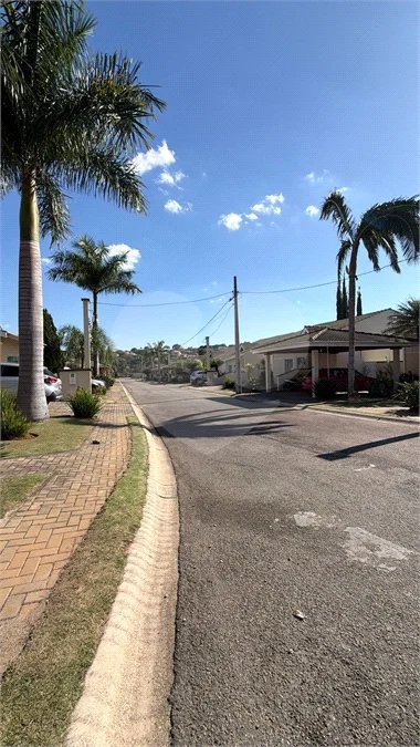 Casa em Condômino com 3 suítes para Locação
