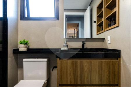 Apartamento com 78m² , 2 dormitórios , sendo 1 suíte , 1 vaga de garagem , à venda no Jabaquara.