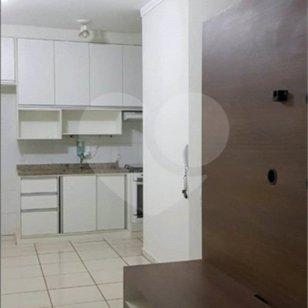 Apartamento à venda no condomínio Residencial Vancouver, em Araraquara-SP.