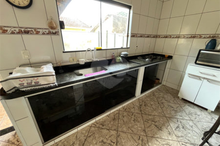 Casa a venda com 2 dormitórios na Vila São José