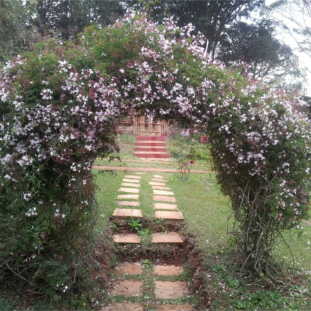 Spa Rural Chácara das Rosas à venda, a apenas 3 km do centro.