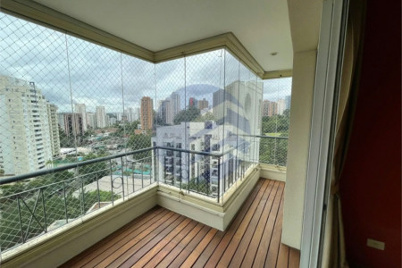 Apartamento à venda ou para alugar com 3 quartos, sendo 3 suítes, em Morumbi, São Paulo - SP