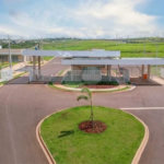 Terreno a venda com 300 metros quadrados no Condomínio Soleil