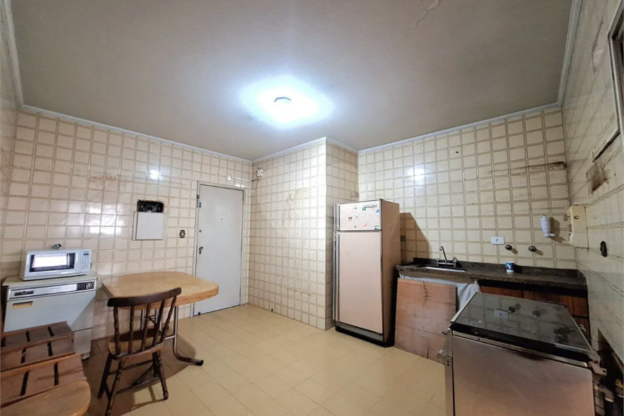 Apartamento com 130 m² , Bairro Saúde
