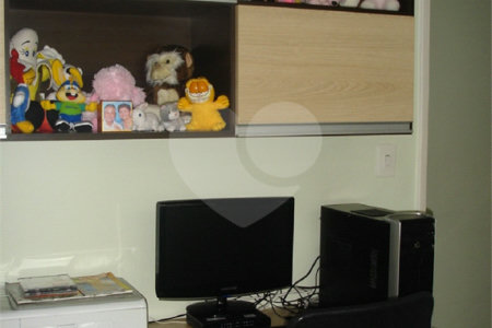 Casa Reformada 106 m² com 3 Dormitórios 2 suítes 2 vagas 3 banheiros e Espaço Gourmet na Vila Vera/SP Estuda permuta.
