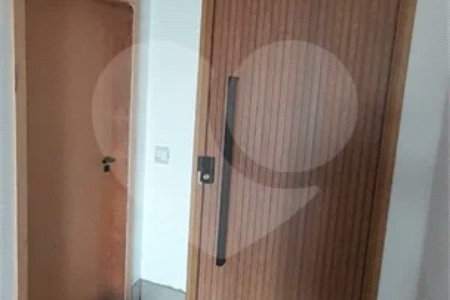Casa a Venda no Condomínio Reserva Santa Isabel em Louveira/SP