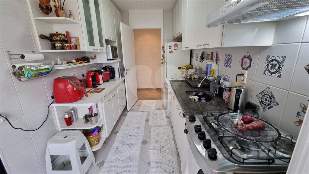 Apartamento à venda com 3 quartos, sendo 1 suíte, em Jardim Marajoara, São Paulo, SP