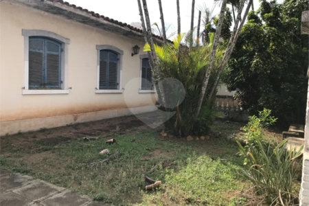 CASA À VENDA COLOCADA COM A SANTA CASA