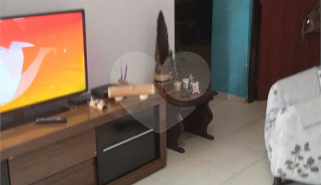 Sobrado à venda com 3 quartos, sendo 1 suíte,  no Centro, Vargem Grande Paulista, SP