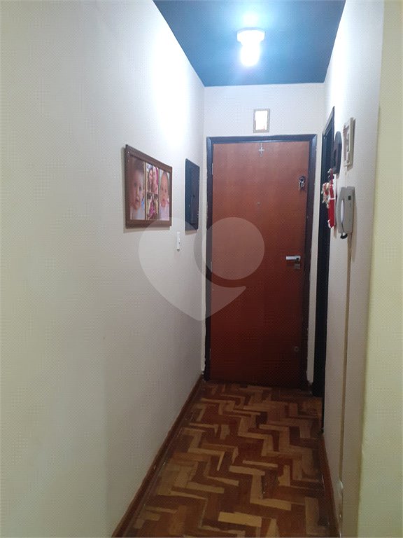 Apartamento à Venda no Bairro do Brás com 52 m² 2 quartos e armário embutido