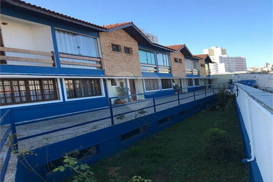 Ótima casa à venda em condomínio próximo ao metro e shopping Tucuruvi