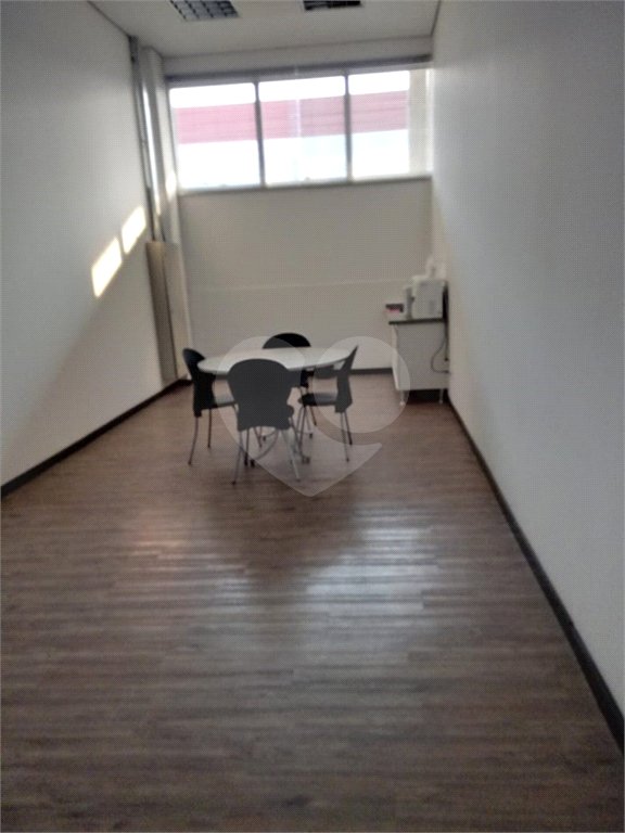 Prédio para alugar em Vila Salles, Atibaia, SP