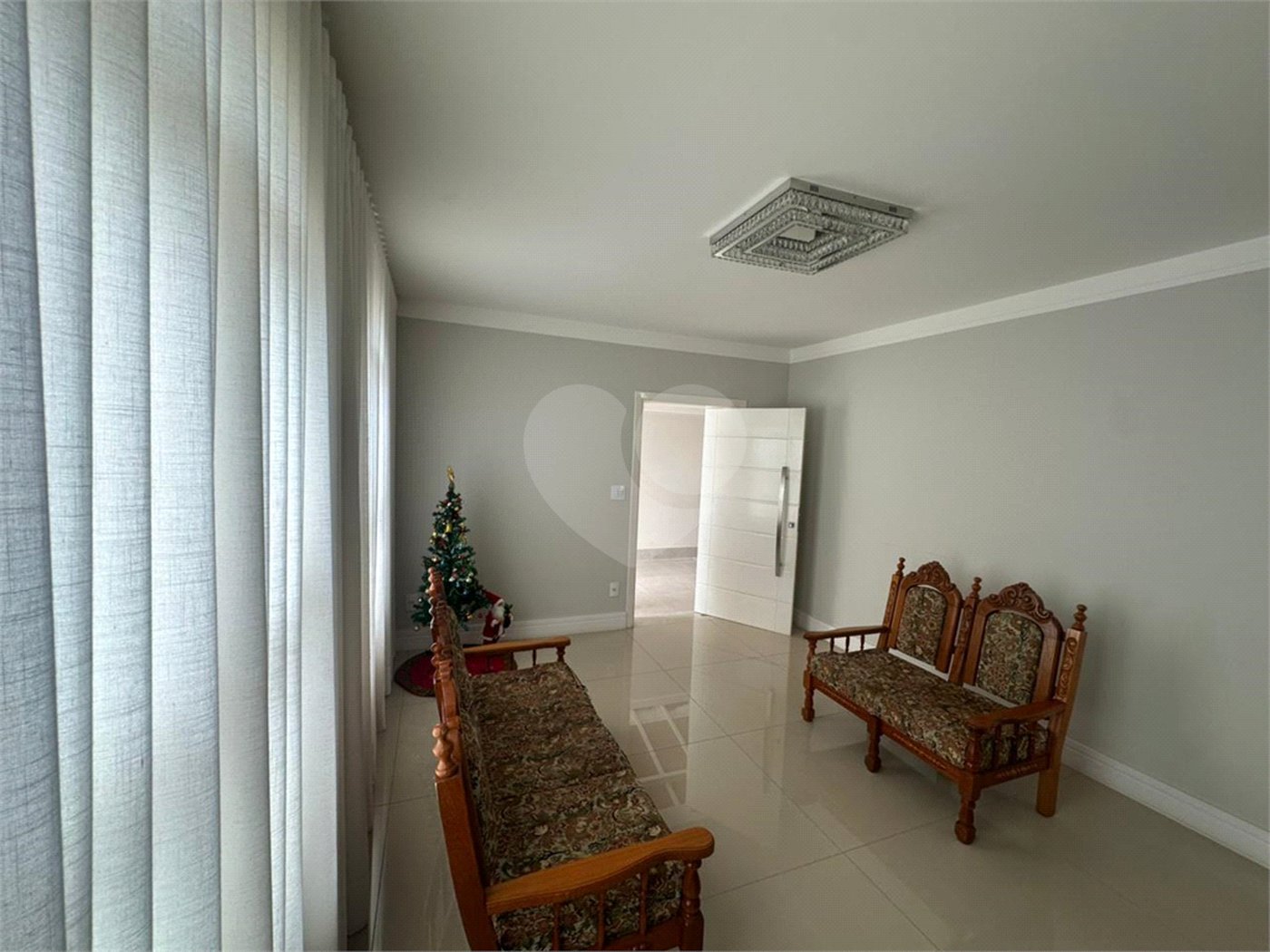 Casa à venda com 3 quartos, Sendo 1 suíte, em Vila Boa Vista, São Carlos, SP