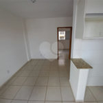 Apartamento no Condomínio Veneza