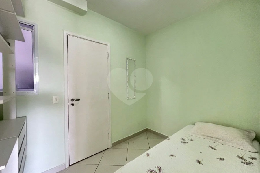 Apartamento à venda com 3 quartos, sendo 1 suíte, em Riviera de São Lourenço, Bertioga, SP