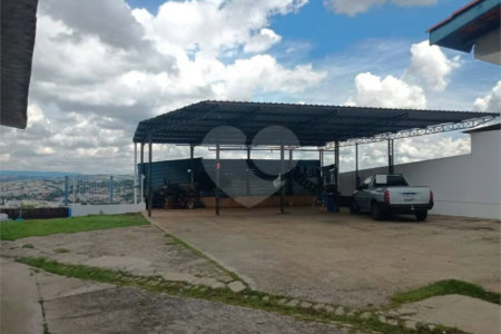 Salão Comercial a Venda no Jardim Melle em Vinhedo/SP