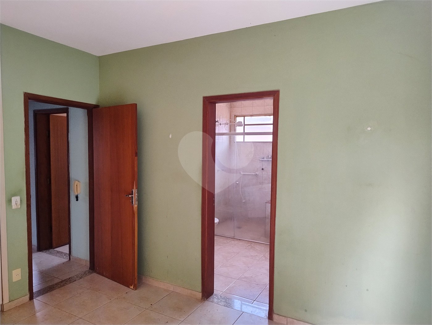 Excelente sobrado para venda no residencial Parati