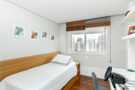 Apartamento à venda com 3 suítes em Vila Mariana, São Paulo, SP